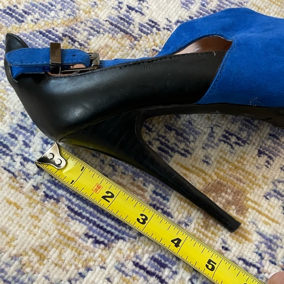 🟡 Bright Blue High Heels - Picture 7 of 7